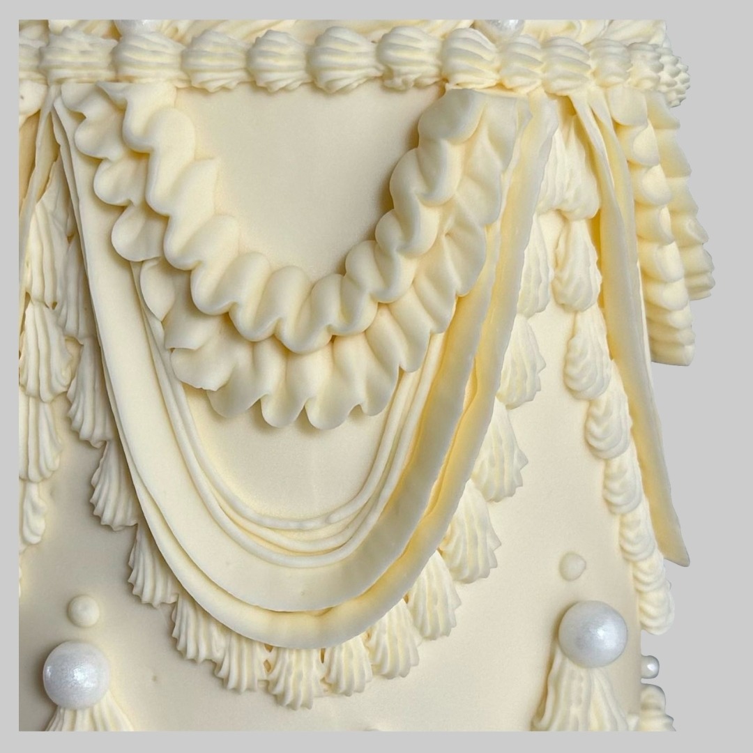 Sarı Kalp Pasta